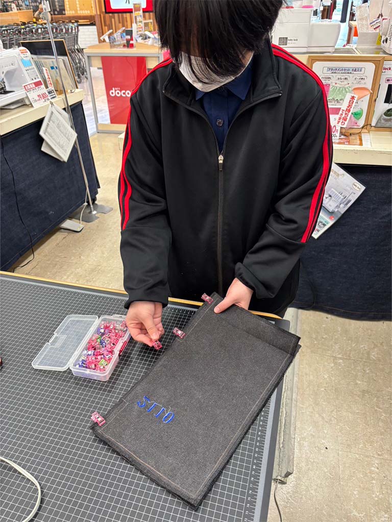 ソーイング教室(中学生さんのデニムのティシュカバー作り)02