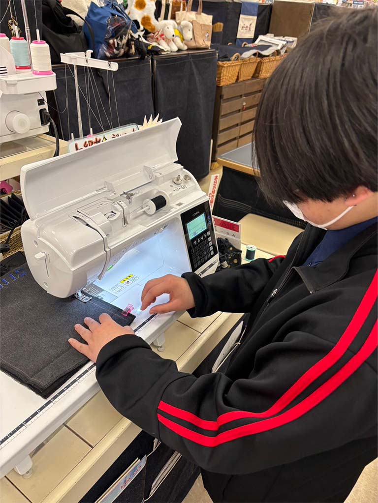 ソーイング教室(中学生さんのデニムのティシュカバー作り)04