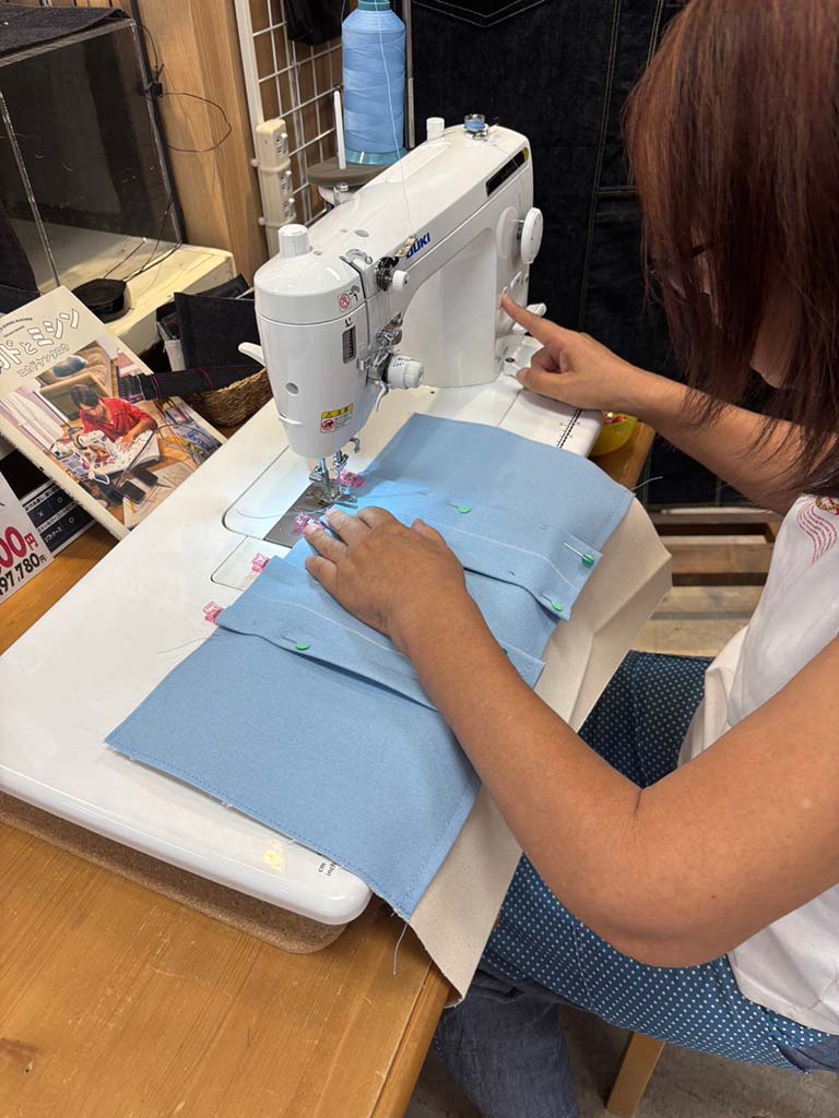 ワークショップ（丸底バック刺しゅう入り）02